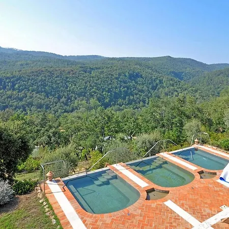 Castello Di Sleeps 27 Pool Air Con Villa Tocchi