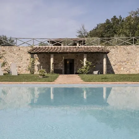 Villa Castello Di Sleeps 27 Pool Air Con