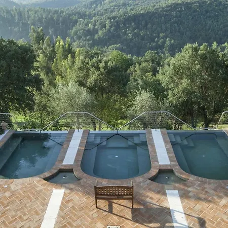 Villa Castello Di Sleeps 27 Pool Air Con