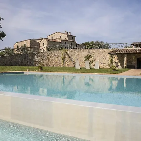 Castello Di Sleeps 27 Pool Air Con