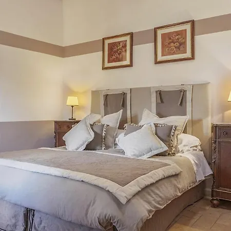 Castello Di Sleeps 27 Pool Air Con Tocchi