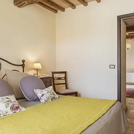 Castello Di Sleeps 27 Pool Air Con