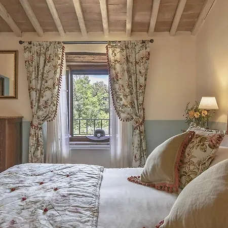 Villa Castello Di Sleeps 27 Pool Air Con Tocchi