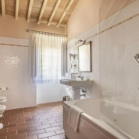 Castello Di Sleeps 27 Pool Air Con Villa