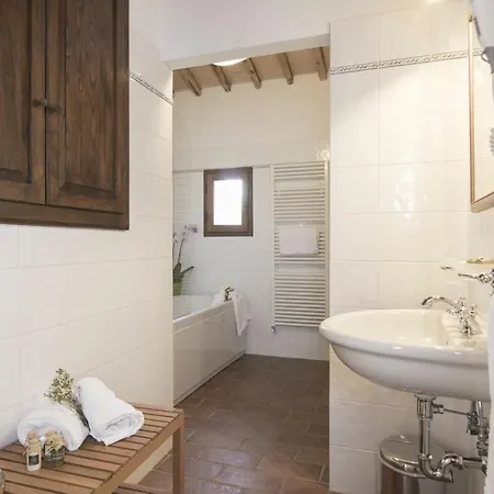 Castello Di Sleeps 27 Pool Air Con Villa *